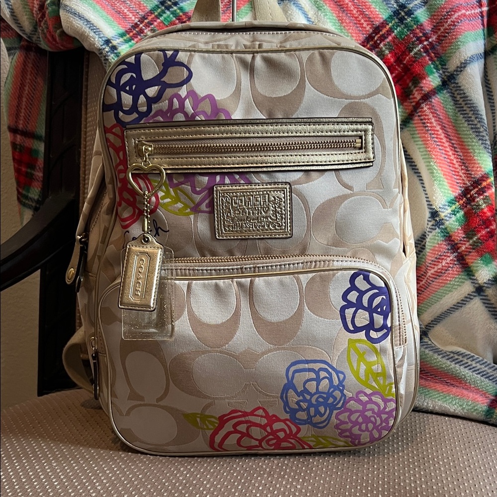 Coach extra large backpack Super clean EUC